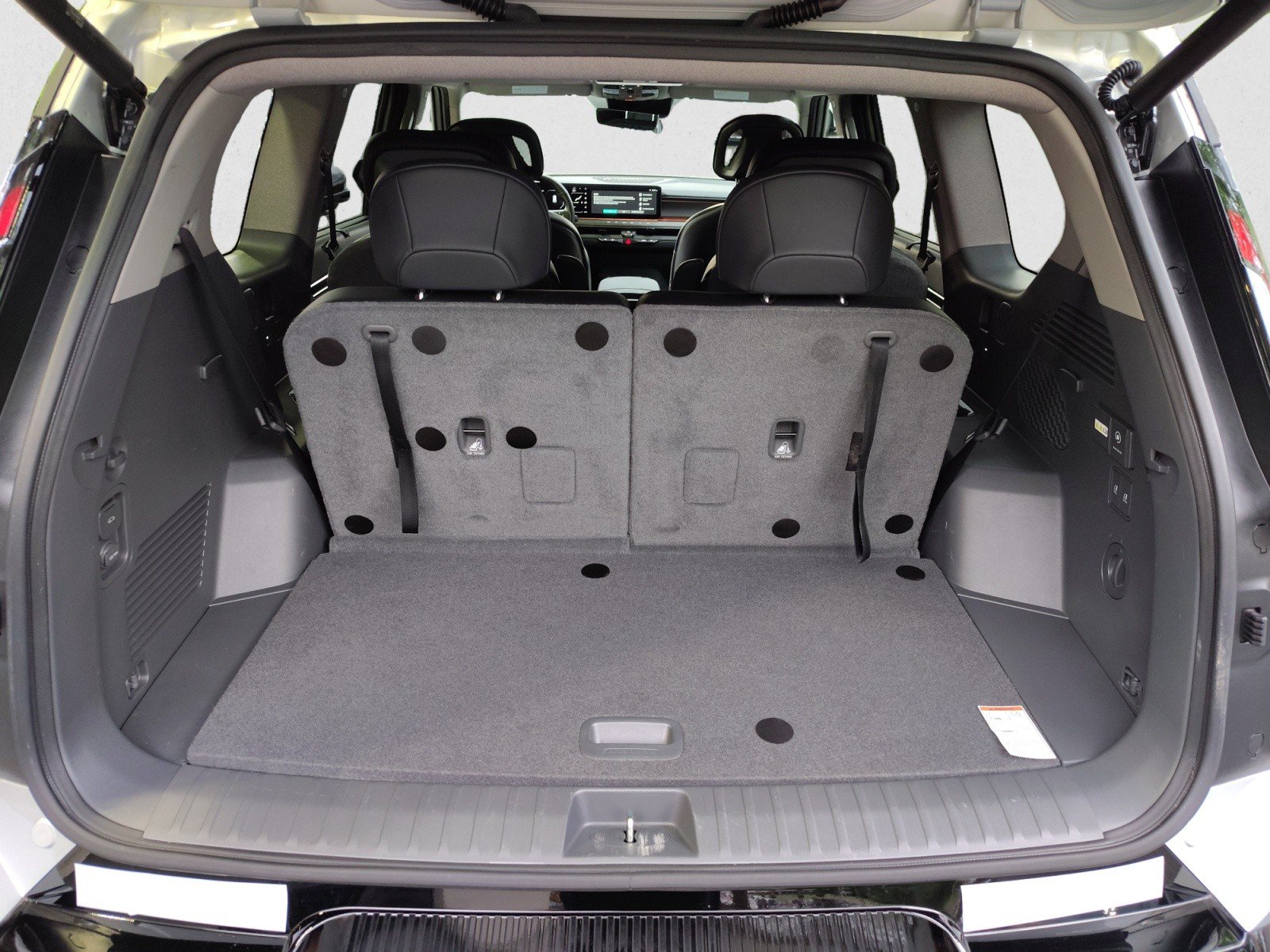 Used 2024 Kia EV9 Land AWD/4WD image 20