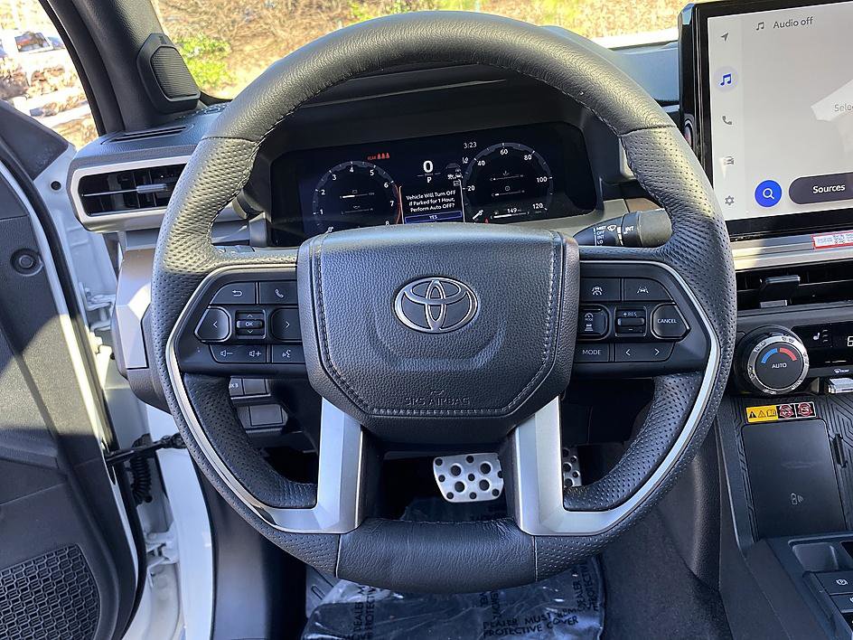 Certified 2025 Toyota Tacoma TRD Sport w/ TRD Sport Upgrade Package image 23