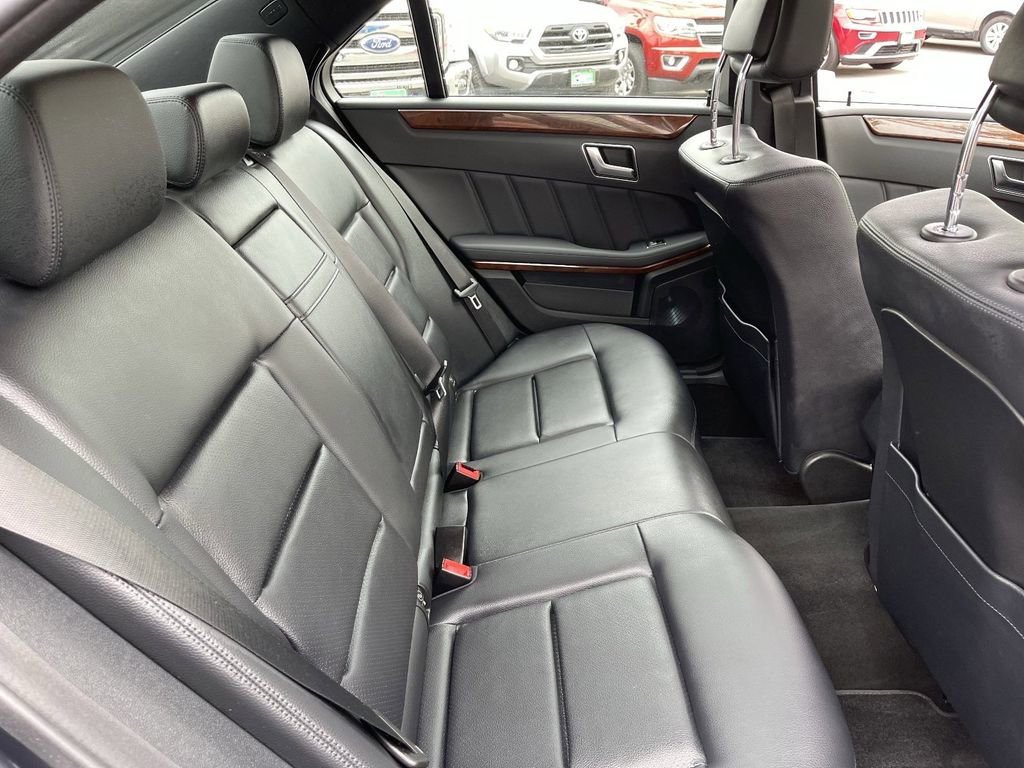 Used 2012 Mercedes-Benz E 350 4MATIC Sedan image 15