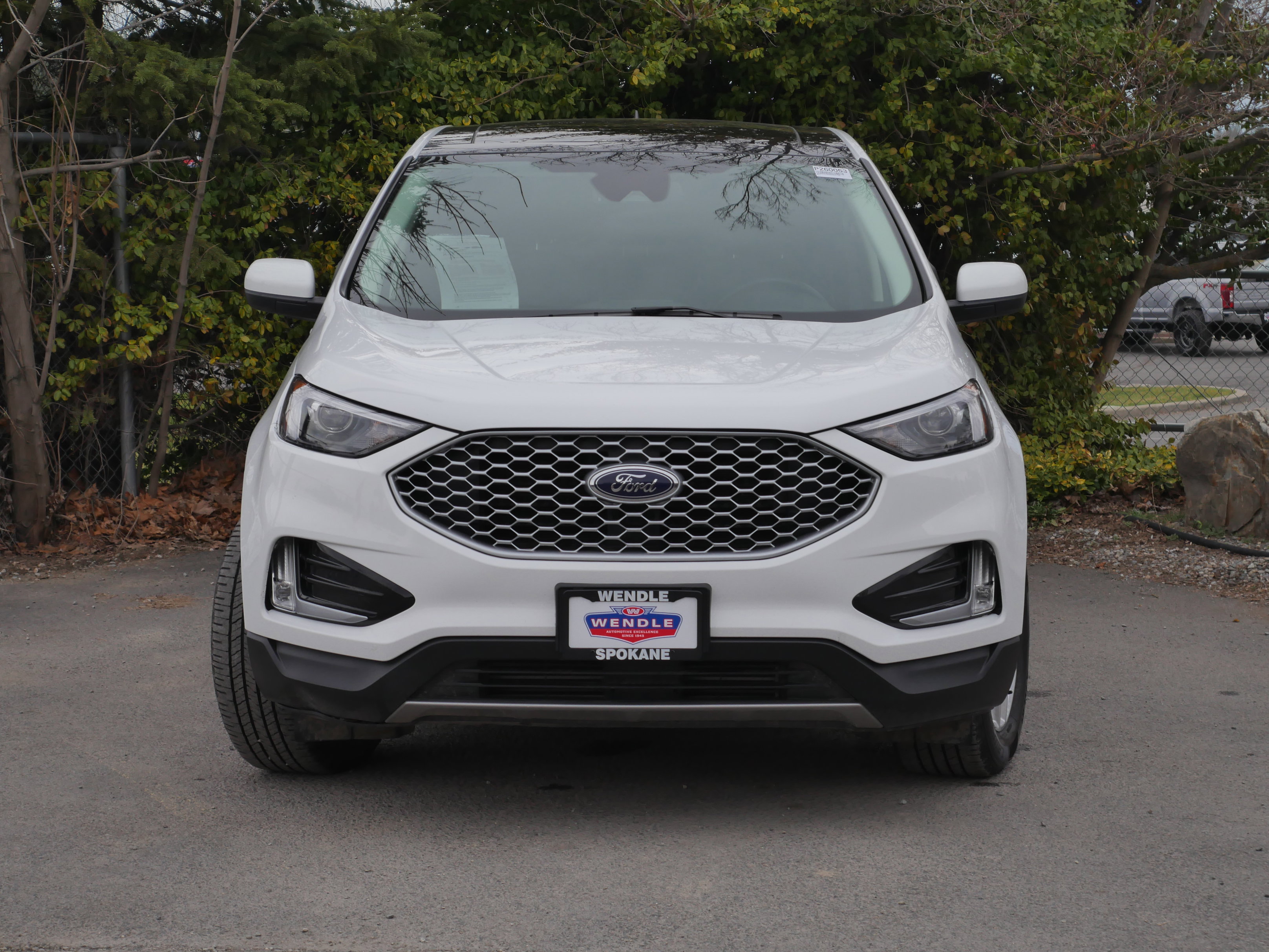 Used 2024 Ford Edge SEL w/ Convenience Package image 9
