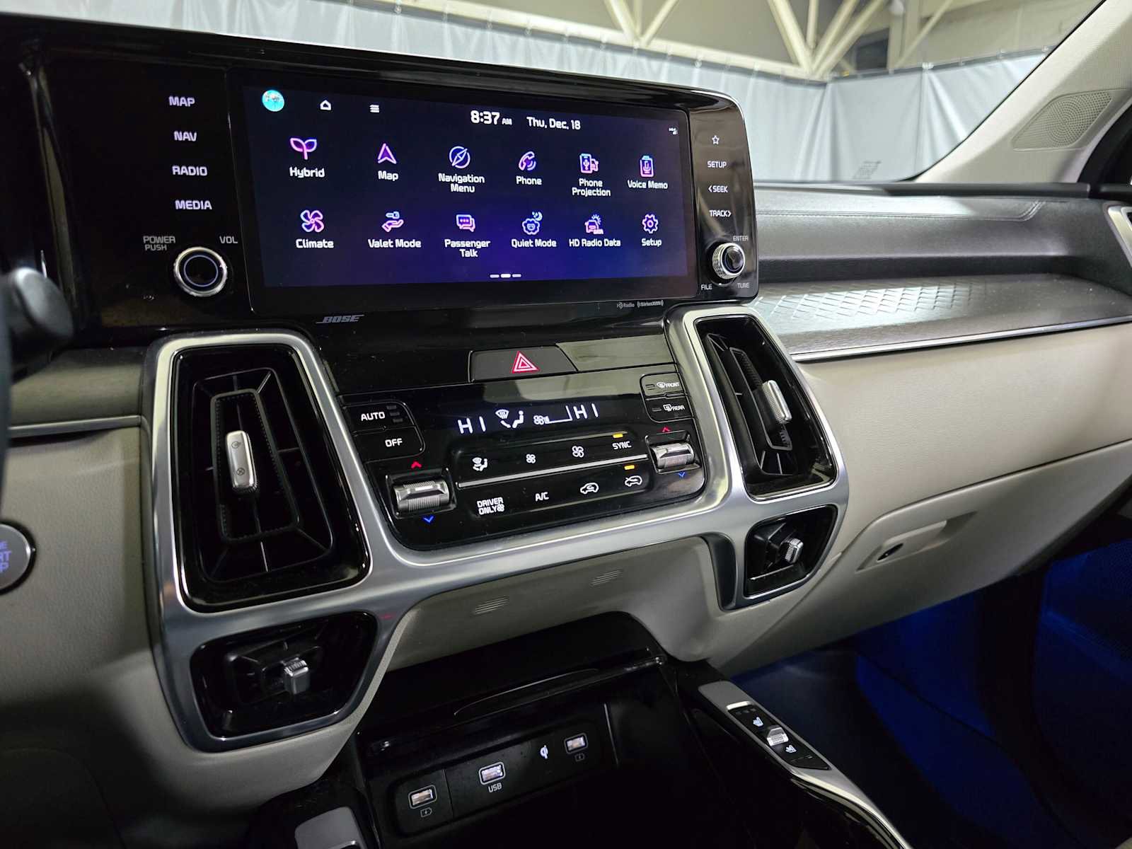 Used 2023 Kia Sorento SX Prestige image 29