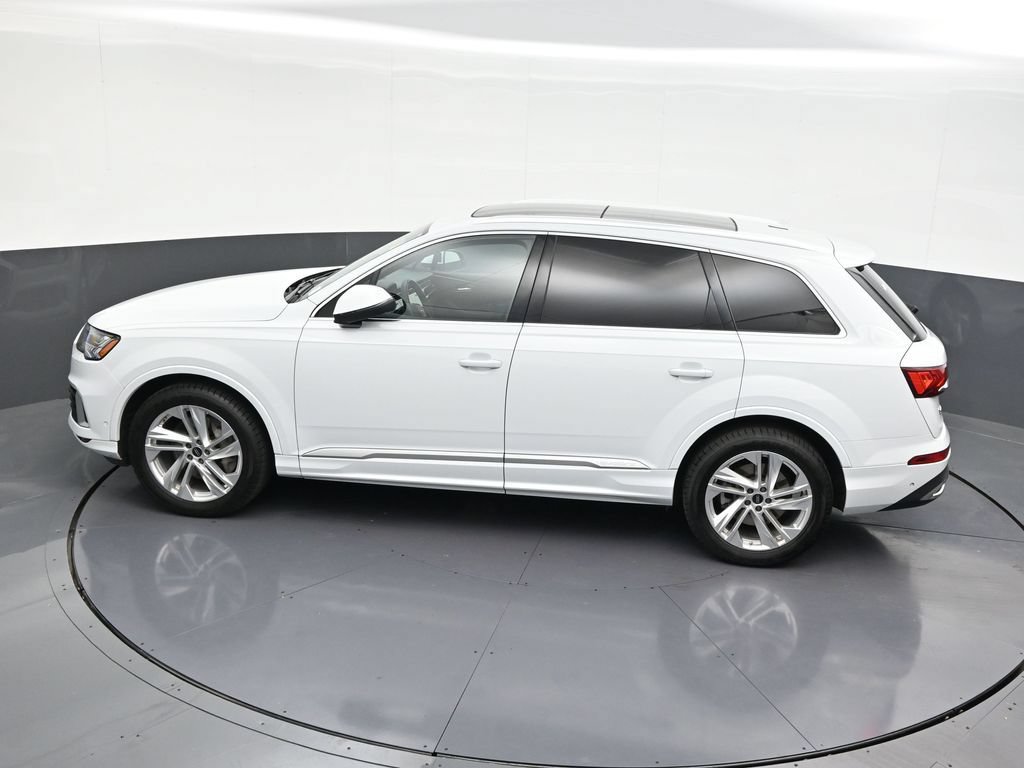Used 2023 Audi Q7 3.0T Prestige AWD/4WD image 16