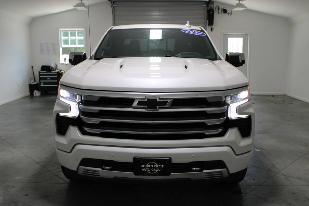 Used 2024 Chevrolet Silverado 1500 High Country w/ Technology Package AWD/4WD image 56