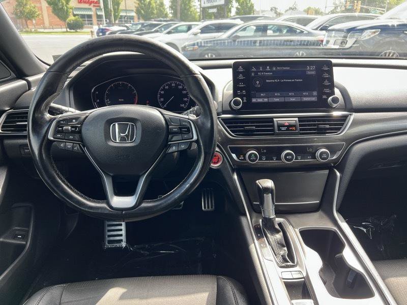 Used 2019 Honda Accord Sport image 11