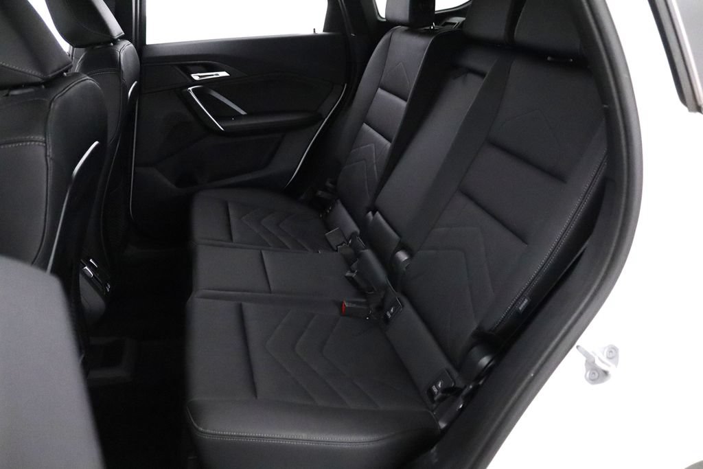 Used 2023 BMW X1 xDrive28i AWD/4WD image 9