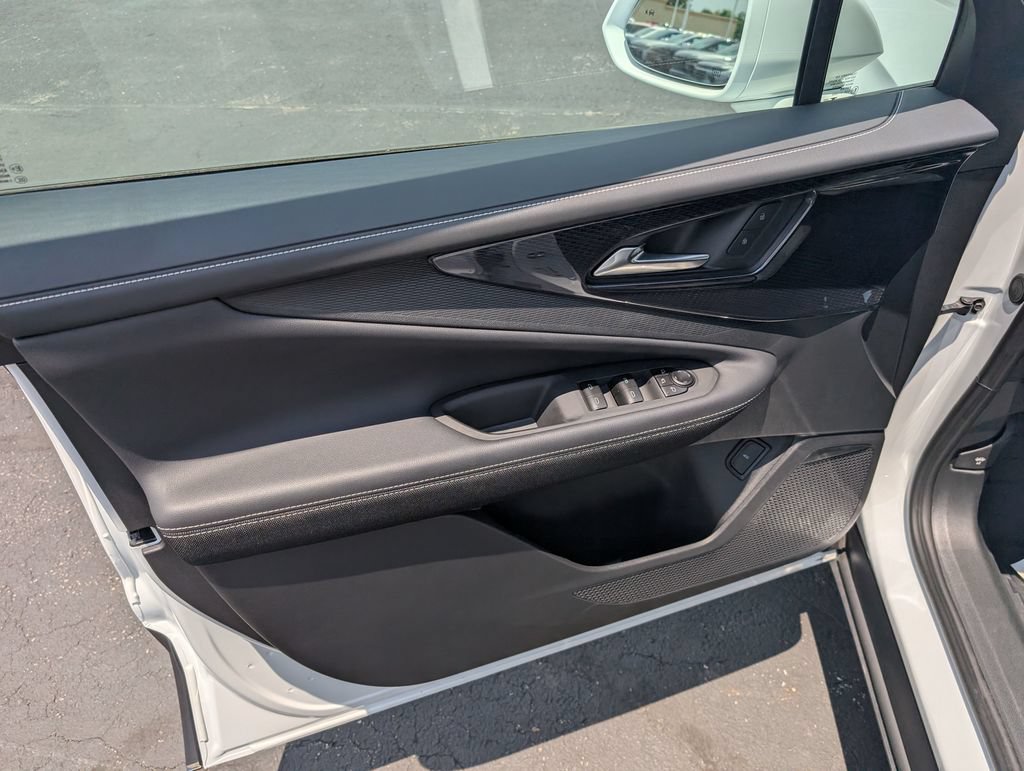 New 2026 Chevrolet Blazer EV LT AWD/4WD image 14