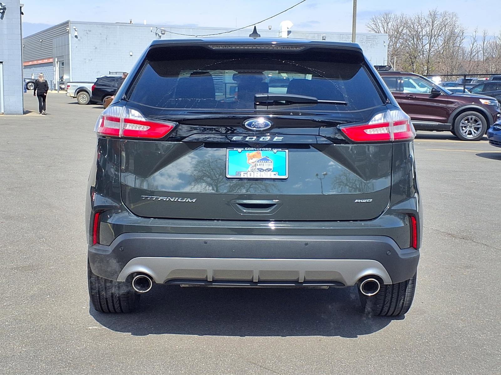 Used 2024 Ford Edge Titanium image 23