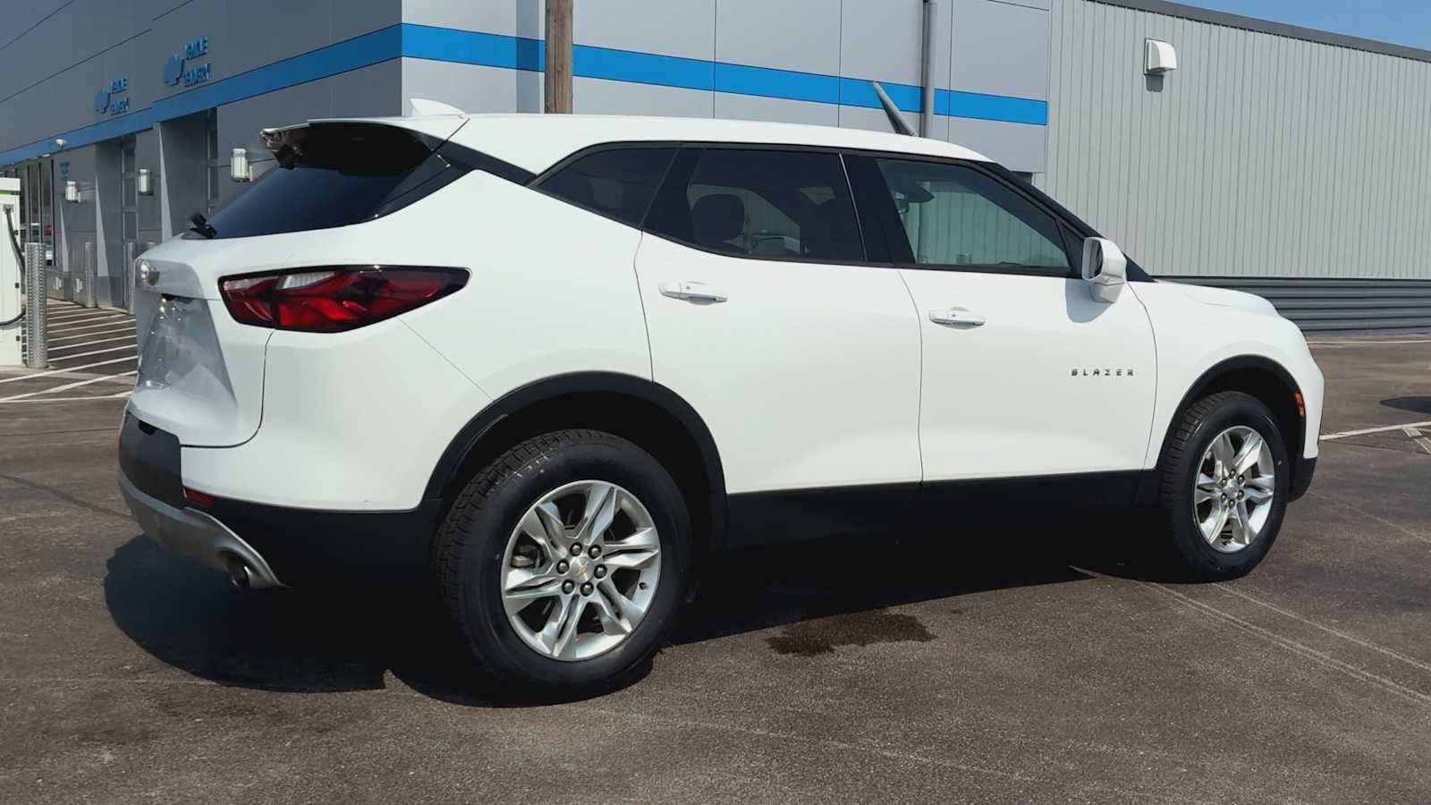 Certified 2019 Chevrolet Blazer LT image 2