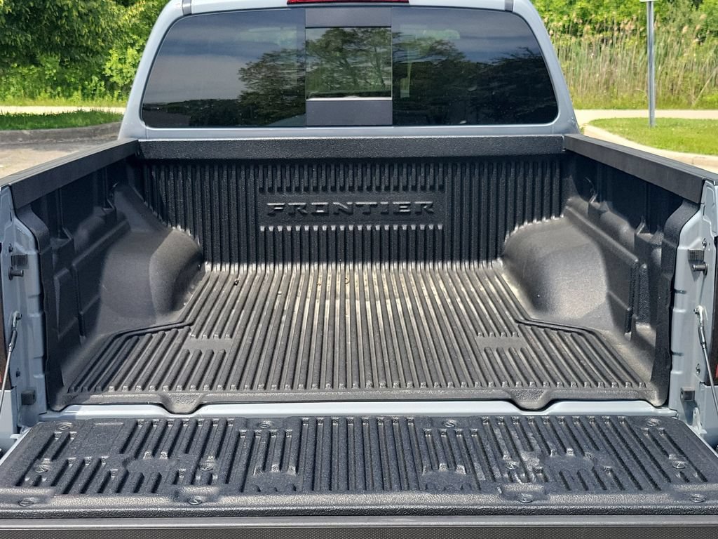 Used 2025 Nissan Frontier Pro-X RWD image 6