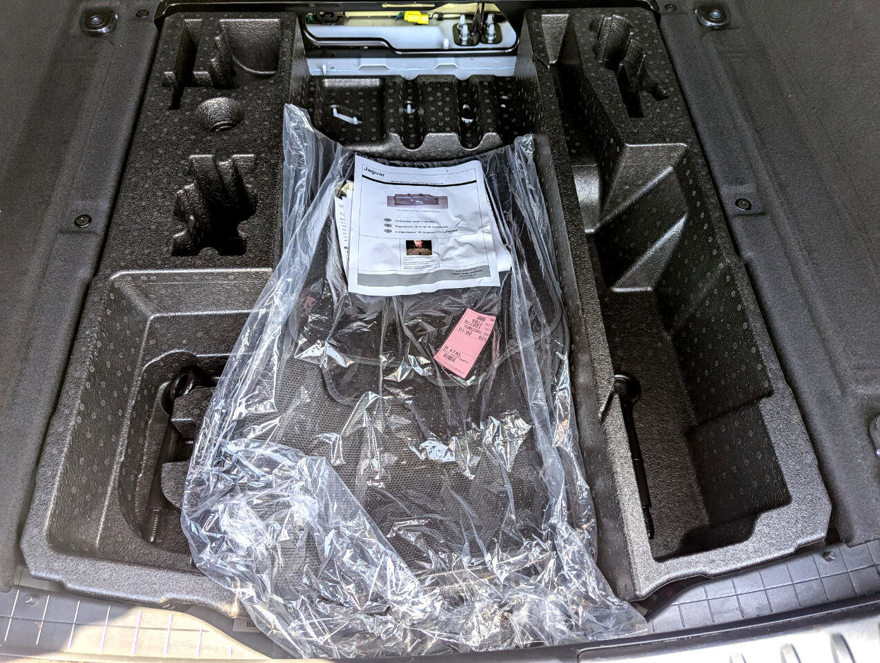 Used 2023 Jaguar F-PACE S image 48