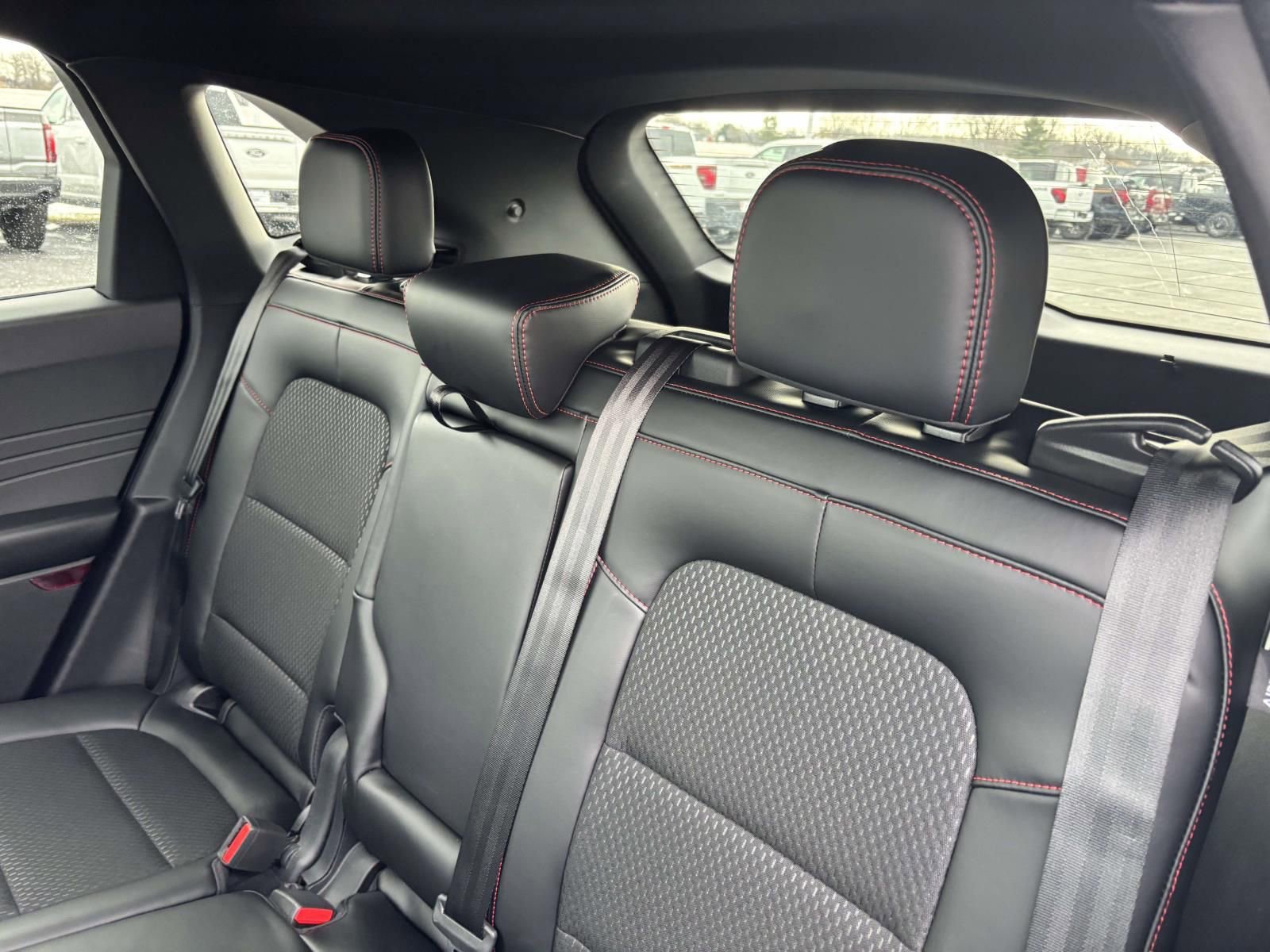 New 2026 Ford Escape ST-Line Select w/ Equipment Group 401A image 27