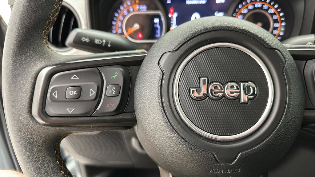 Used 2024 Jeep Gladiator Sport AWD/4WD image 20