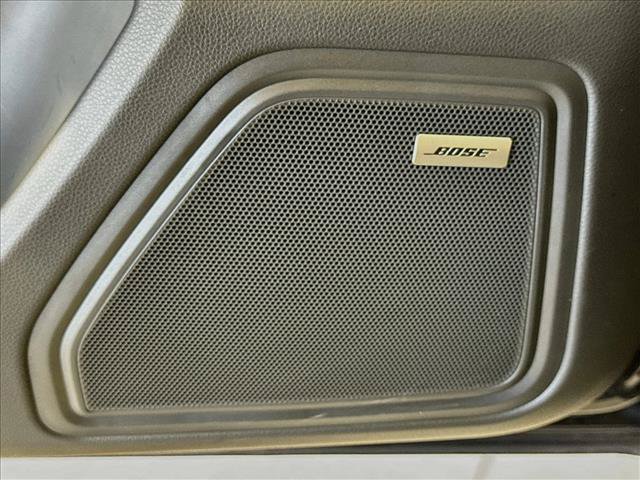 Certified 2026 Porsche Macan Turbo AWD/4WD image 12