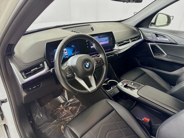 Used 2026 BMW X1 xDrive28i AWD/4WD image 9