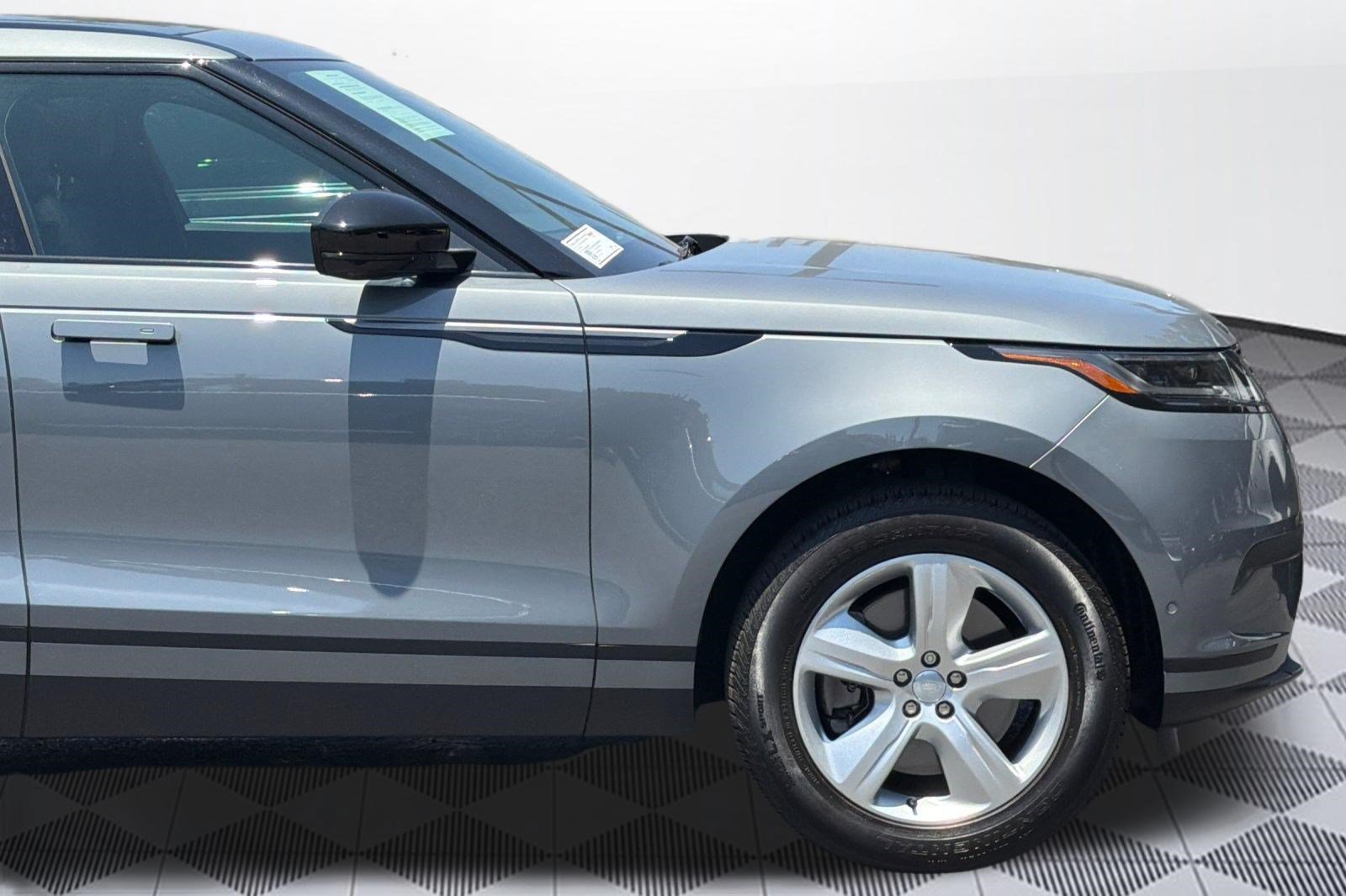 Certified 2026 Land Rover Range Rover Velar S AWD/4WD image 36