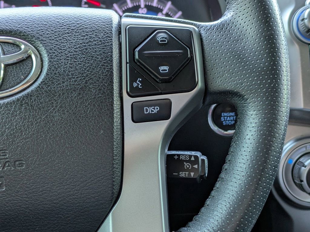 Used 2018 Toyota 4Runner Limited AWD/4WD image 27