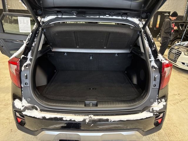 Certified 2024 Kia Seltos SX w/ SX Sunroof Package image 30