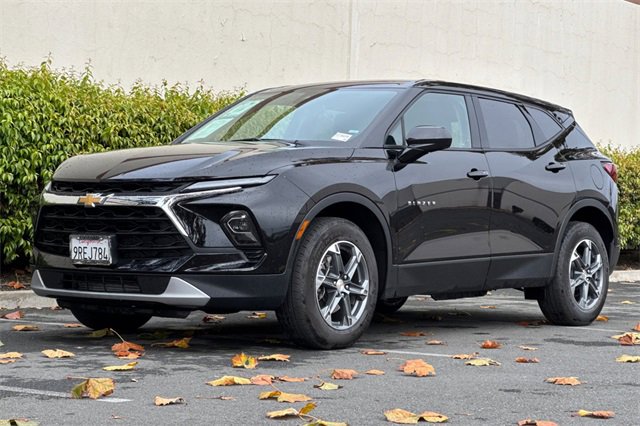 Used 2025 Chevrolet Blazer LT image 8