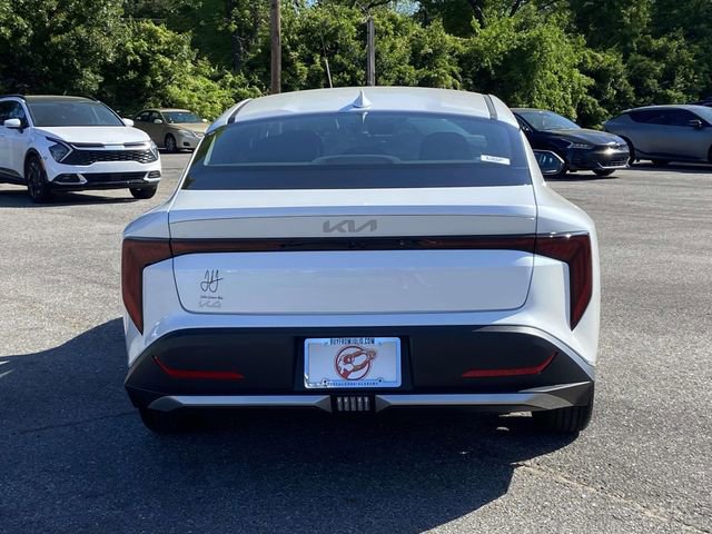 New 2026 Kia K4 FWD image 3
