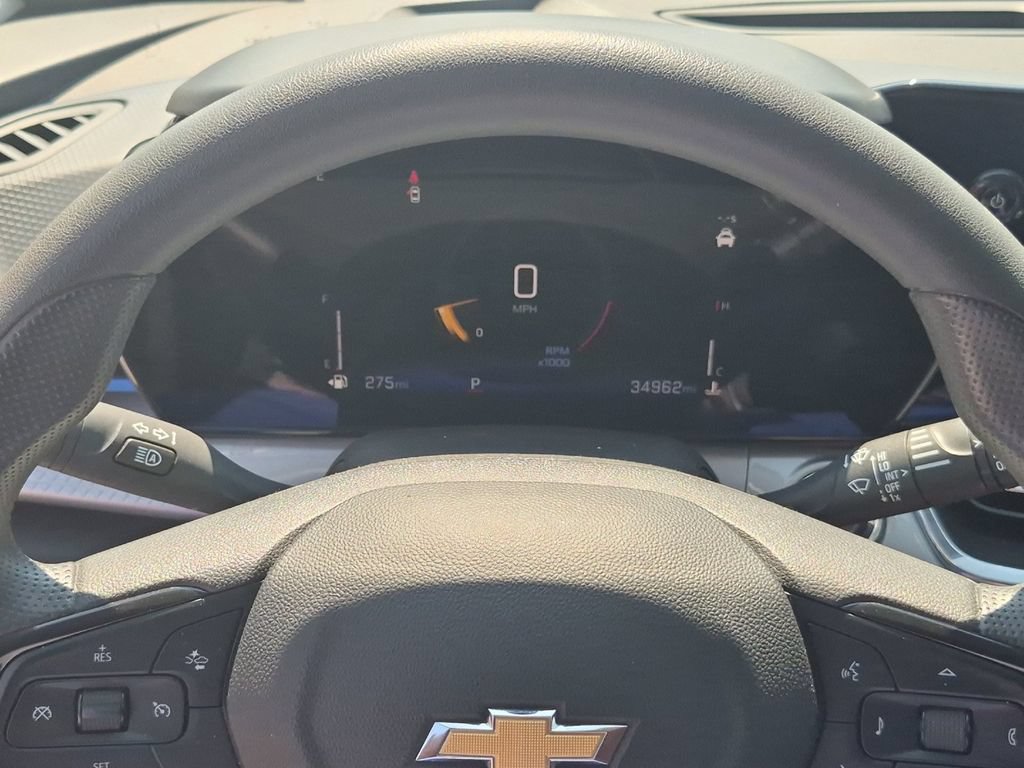 Used 2025 Chevrolet Trax LT FWD image 26