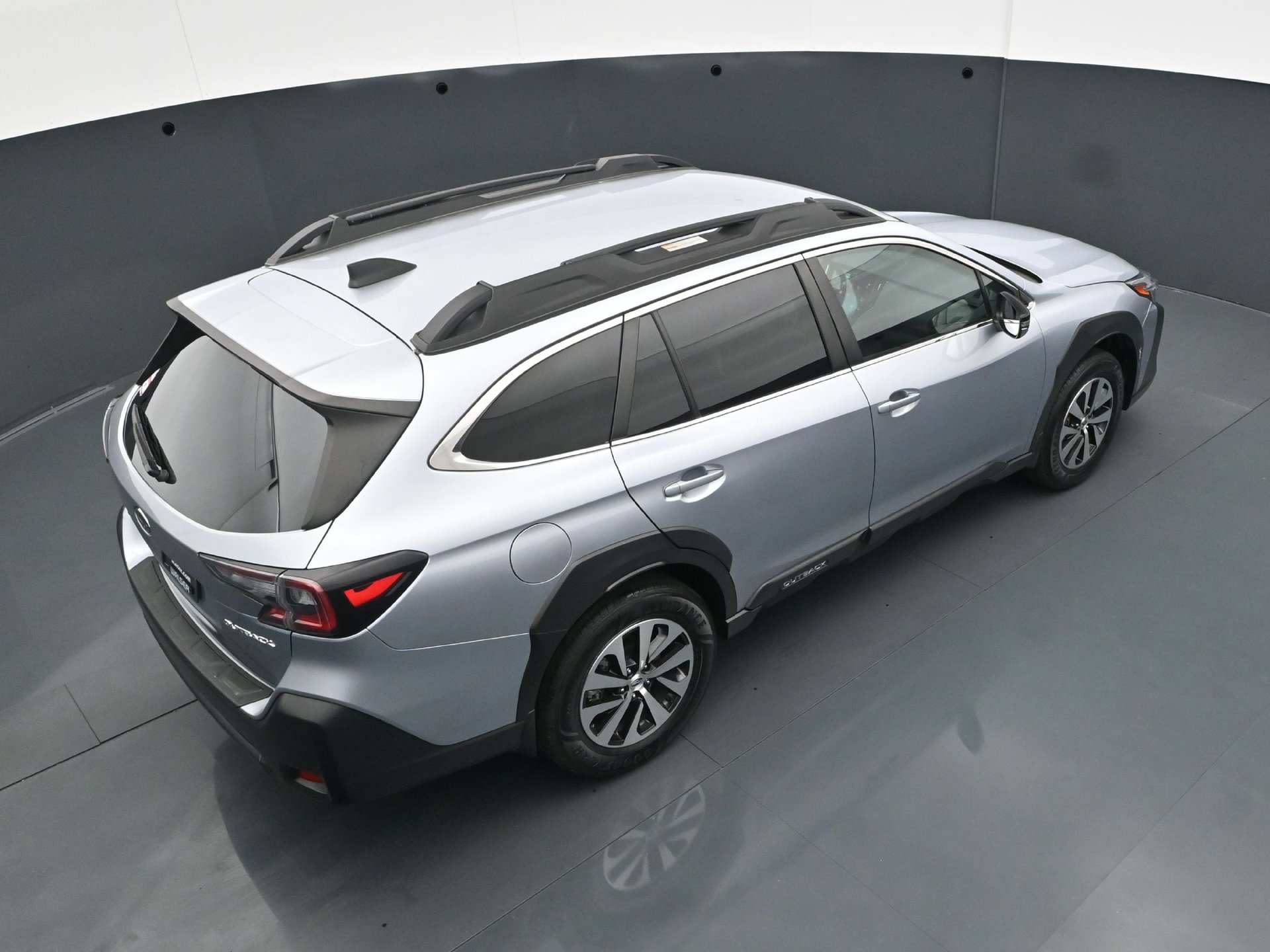 Used 2025 Subaru Outback Premium AWD/4WD image 39