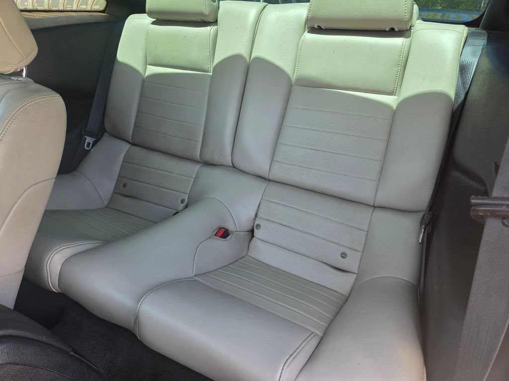 Used 2014 Ford Mustang Premium RWD image 18