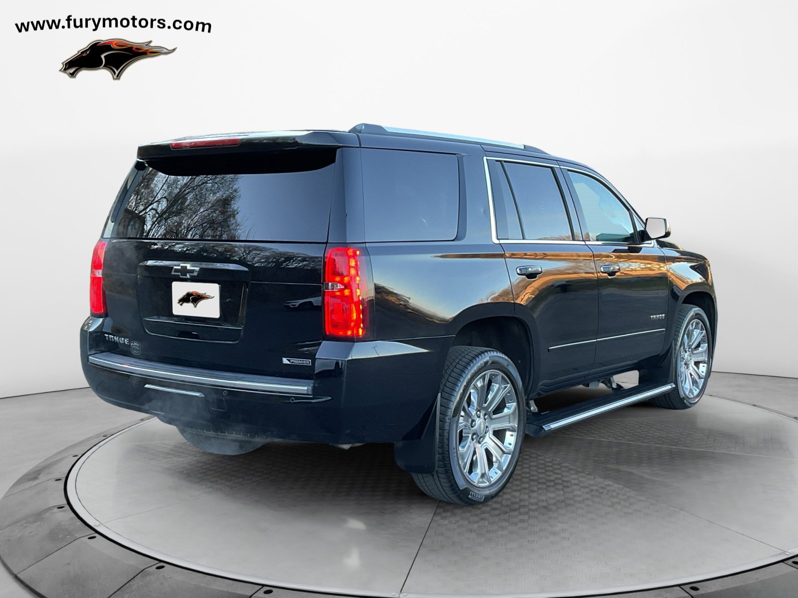 Used 2017 Chevrolet Tahoe Premier image 3