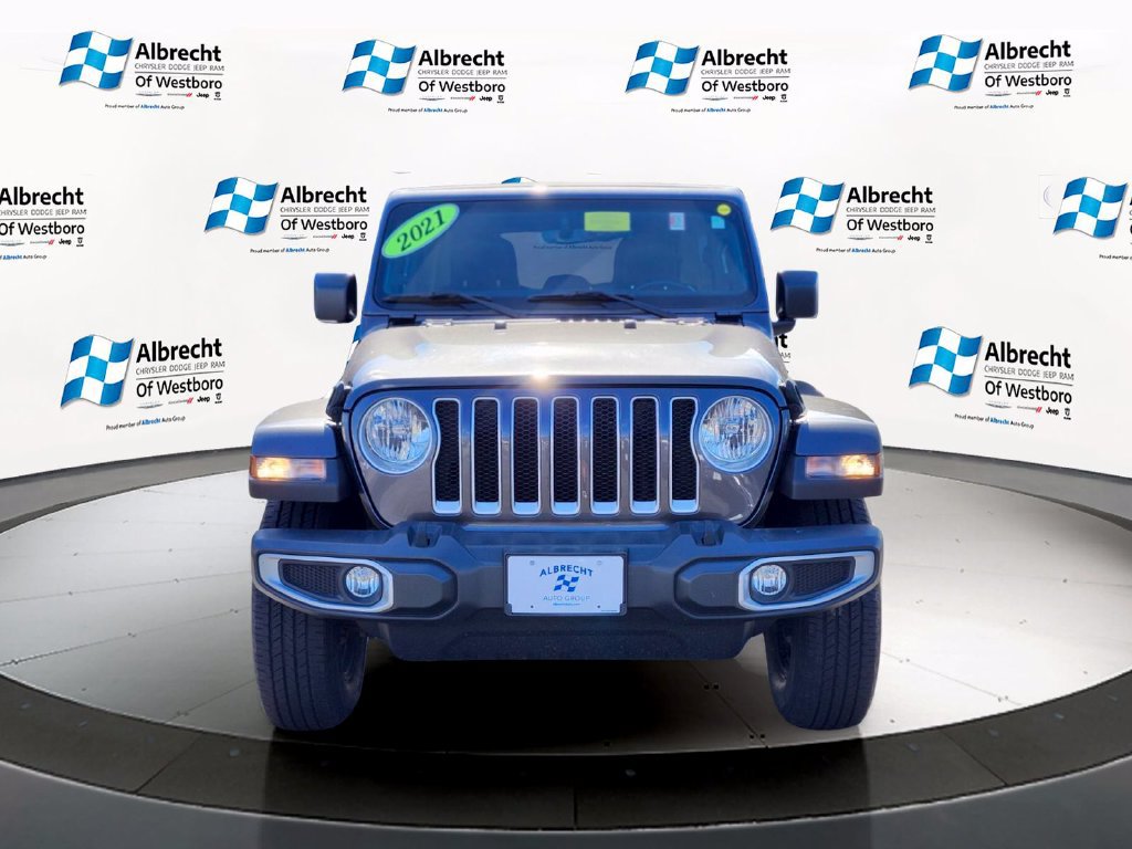 Used 2021 Jeep Wrangler Unlimited Sahara AWD/4WD image 8