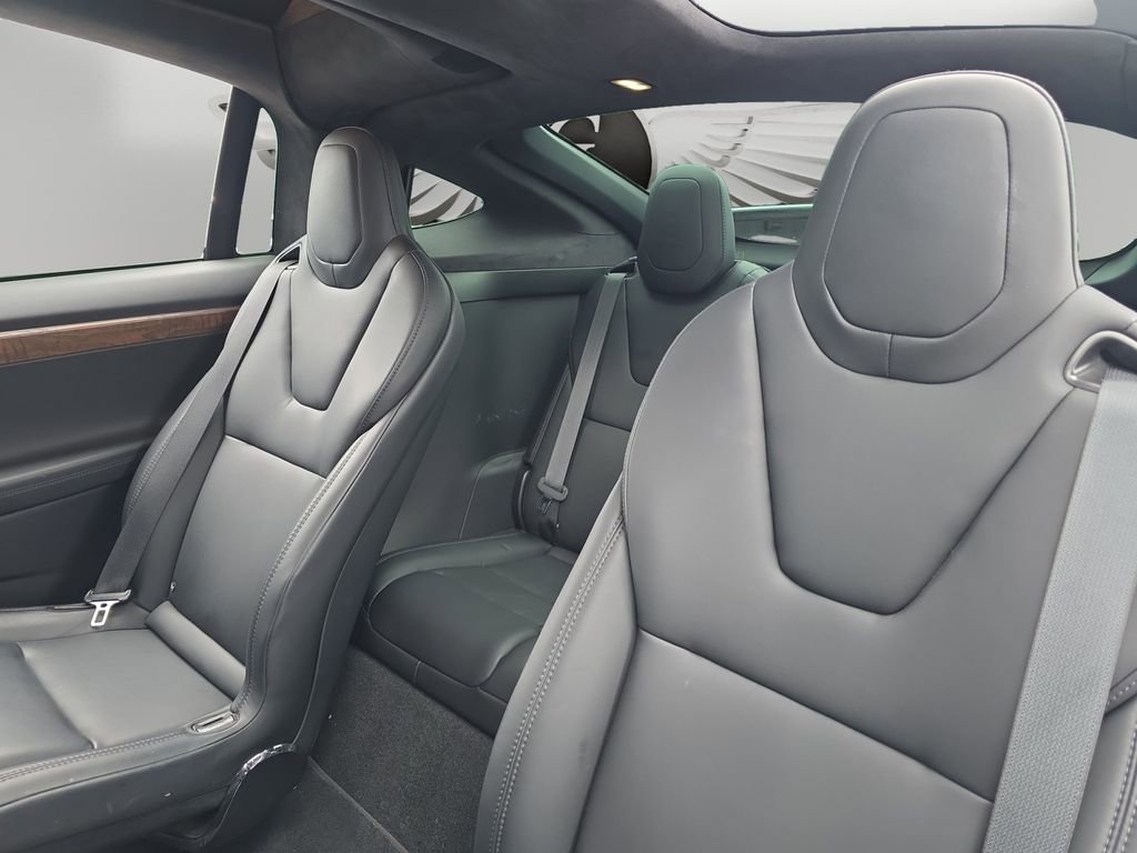 Used 2019 Tesla Model X Long Range image 16