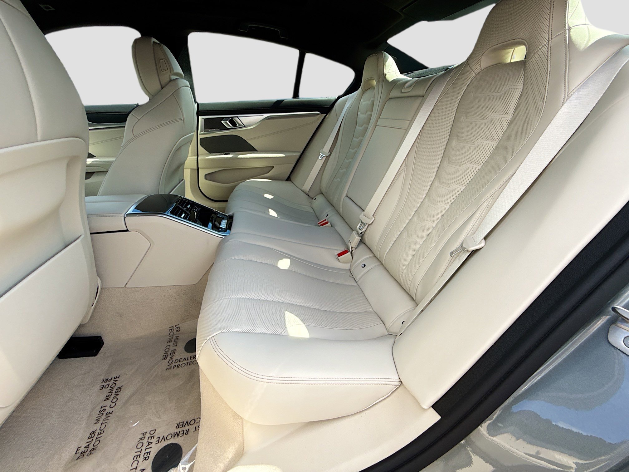 New 2026 BMW M850i xDrive image 21