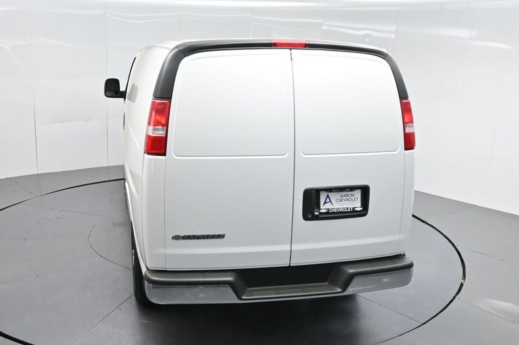 New 2025 Chevrolet Express 2500 w/ Driver Convenience Package RWD image 16