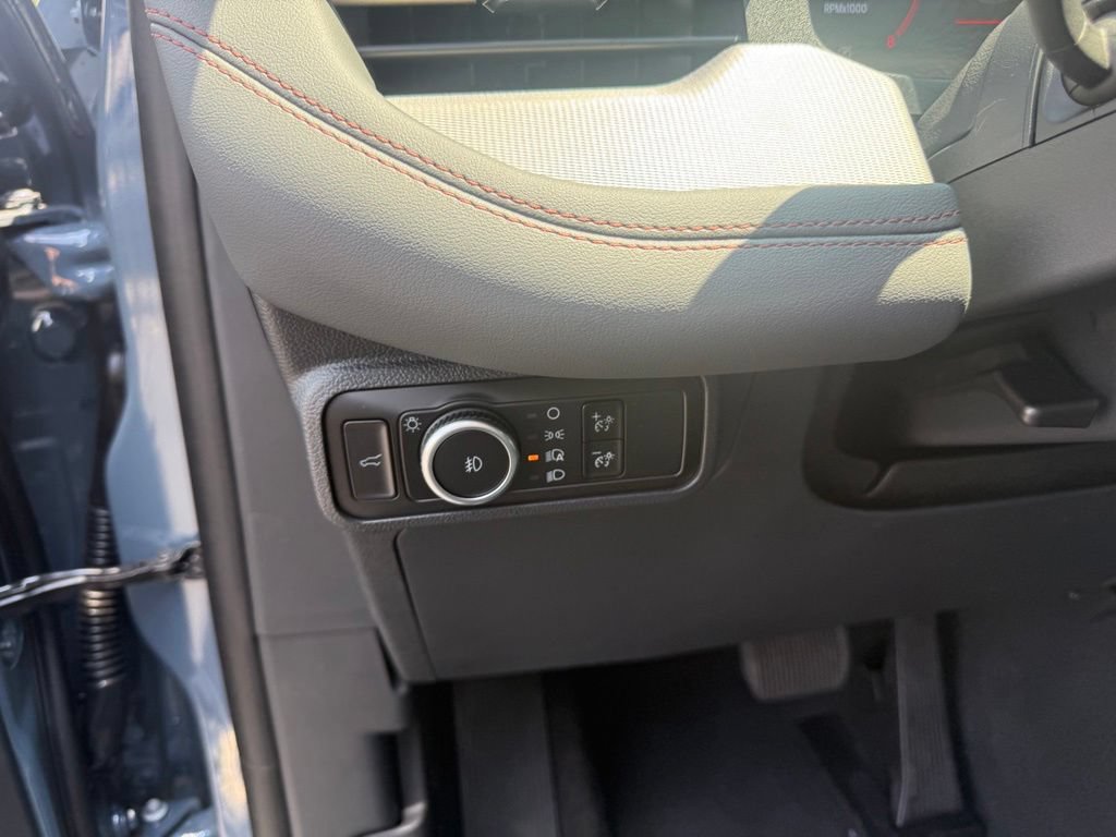 New 2026 Ford Explorer Active w/ Active Comfort Package AWD/4WD image 17