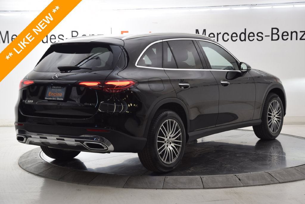 Used 2024 Mercedes-Benz GLC 300 4MATIC image 6