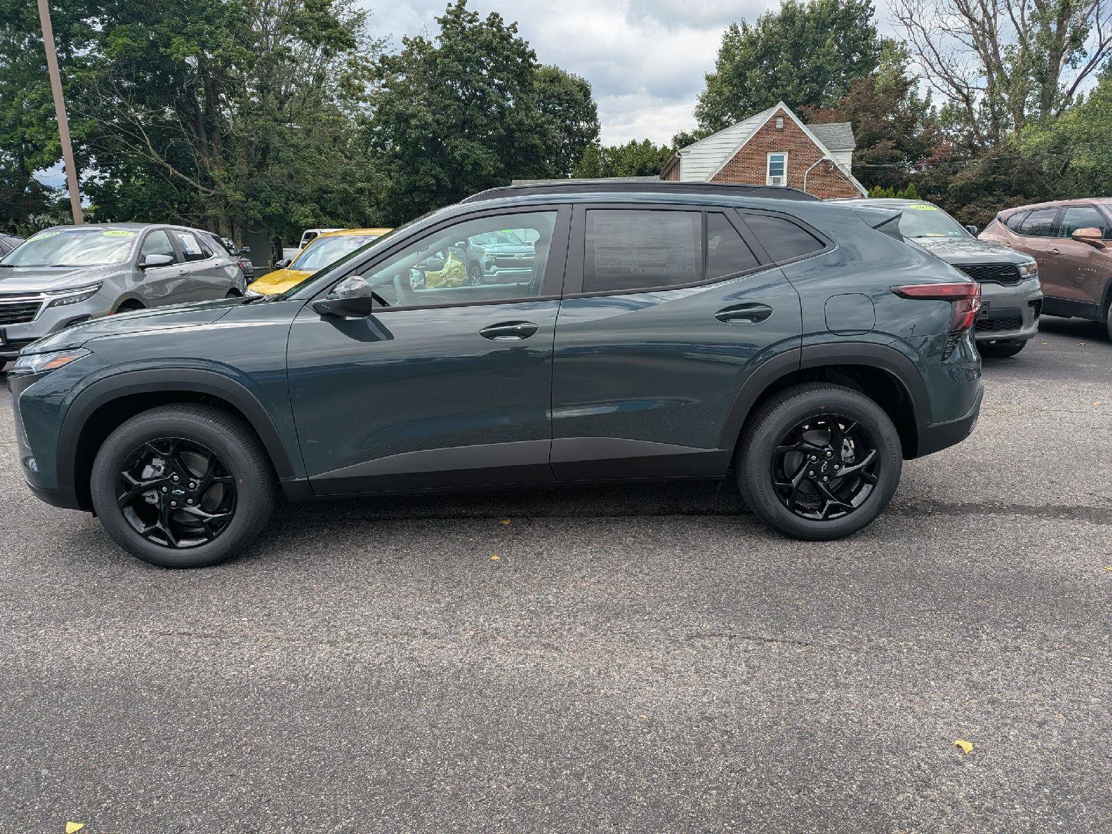 New 2026 Chevrolet Trax LT w/ Driver Confidence Package FWD image 28