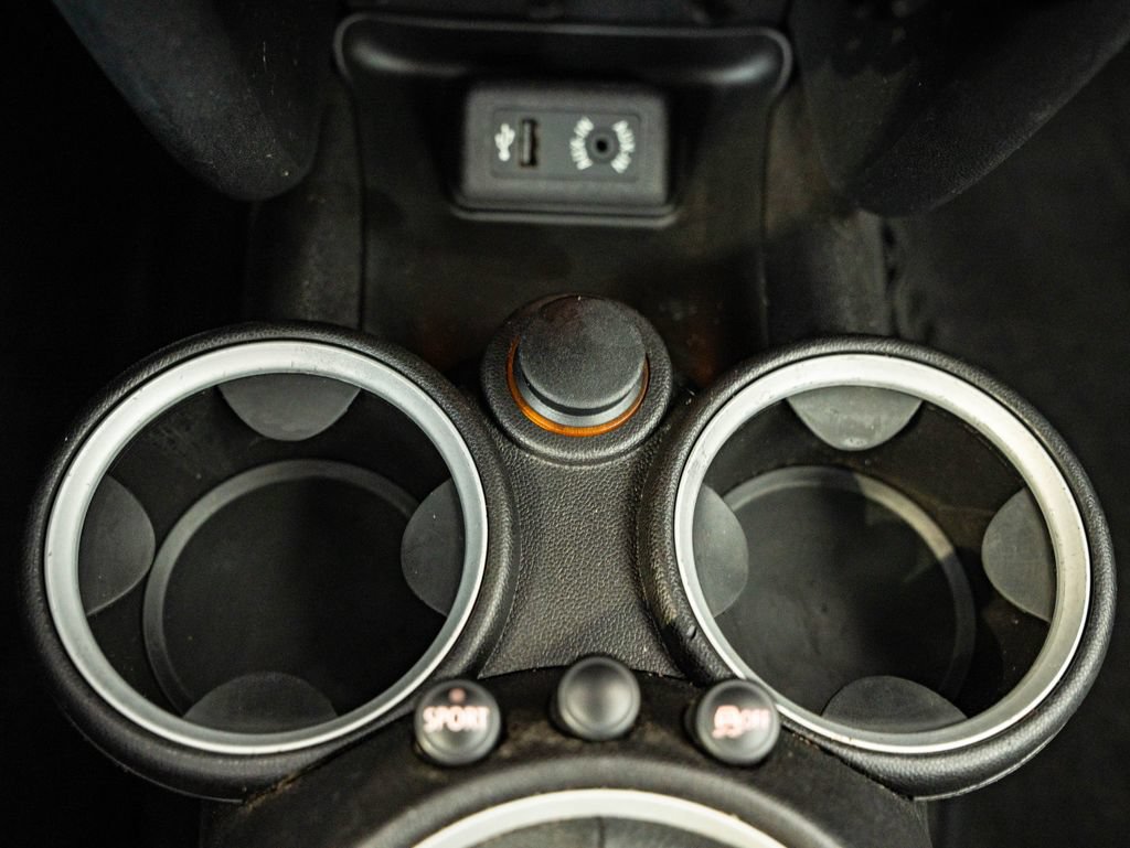 Used 2014 MINI Cooper S FWD image 32