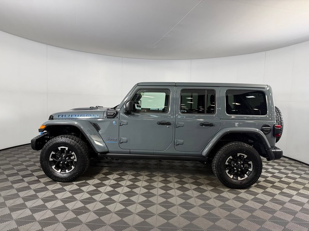 Used 2024 Jeep Wrangler Unlimited Rubicon 4xe AWD/4WD image 10