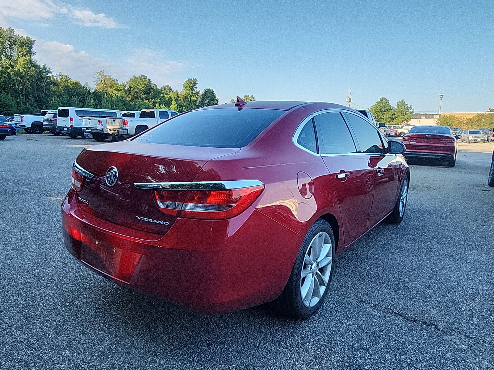 Used 2012 Buick Verano Leather FWD image 5
