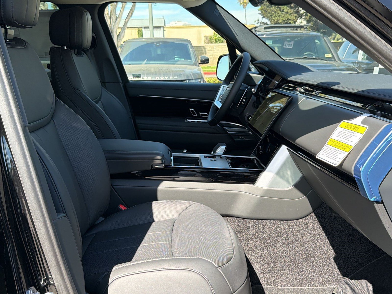 New 2026 Land Rover Range Rover SE AWD/4WD image 25