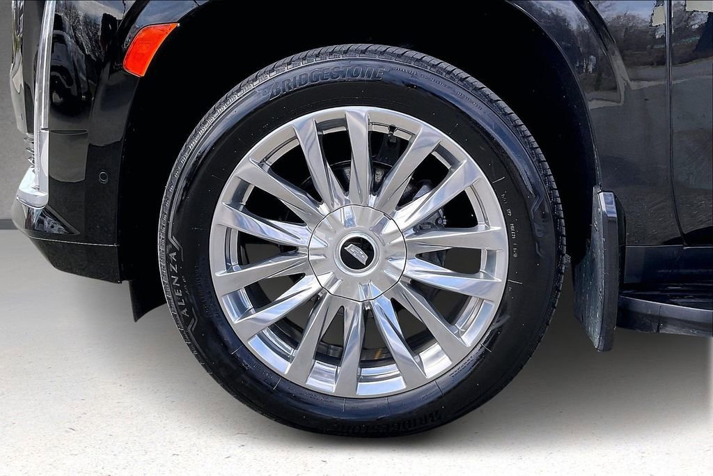 Used 2022 Cadillac Escalade Premium Luxury image 33