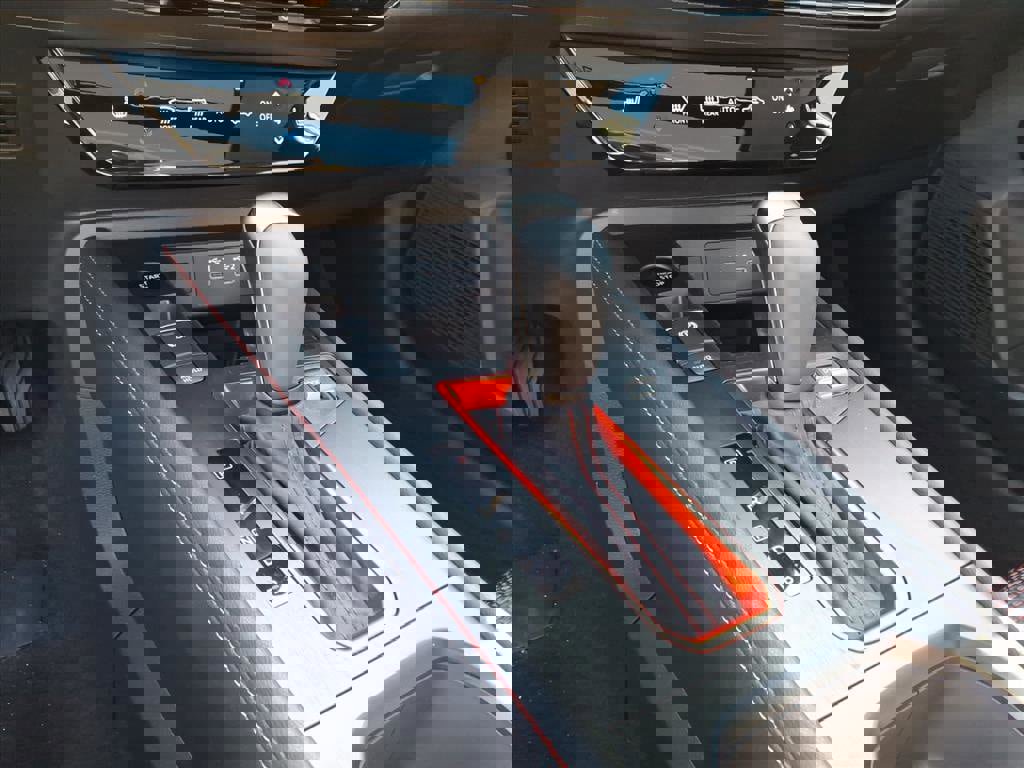 New 2026 Nissan Kicks SR w/ SR Premium Package image 11