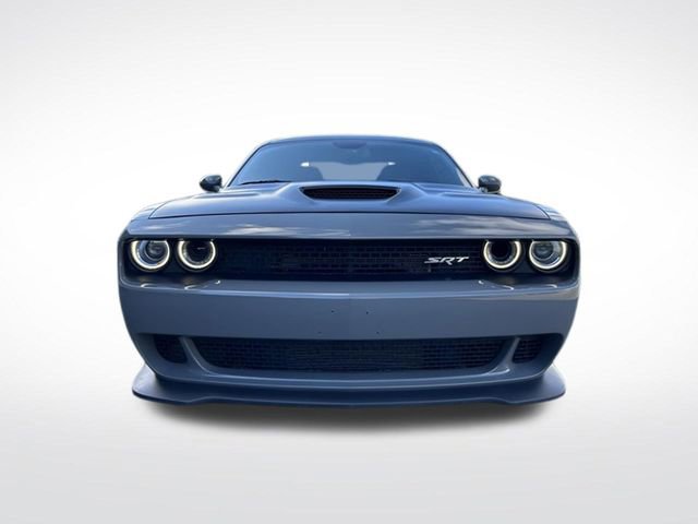 Used 2017 Dodge Challenger SRT Hellcat RWD image 3