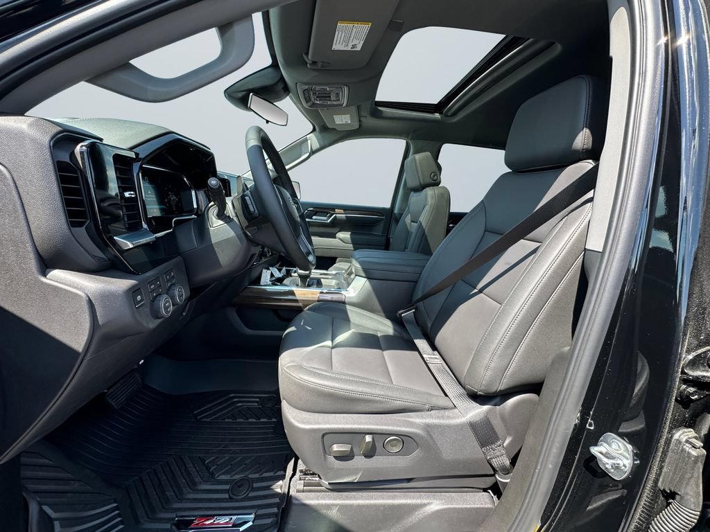 New 2026 Chevrolet Silverado 1500 LT Trail Boss w/ LT Trail Boss Premium Package AWD/4WD image 9