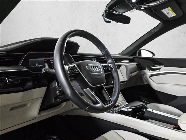 Used 2024 Audi Q8 e-tron Premium Plus AWD/4WD image 10