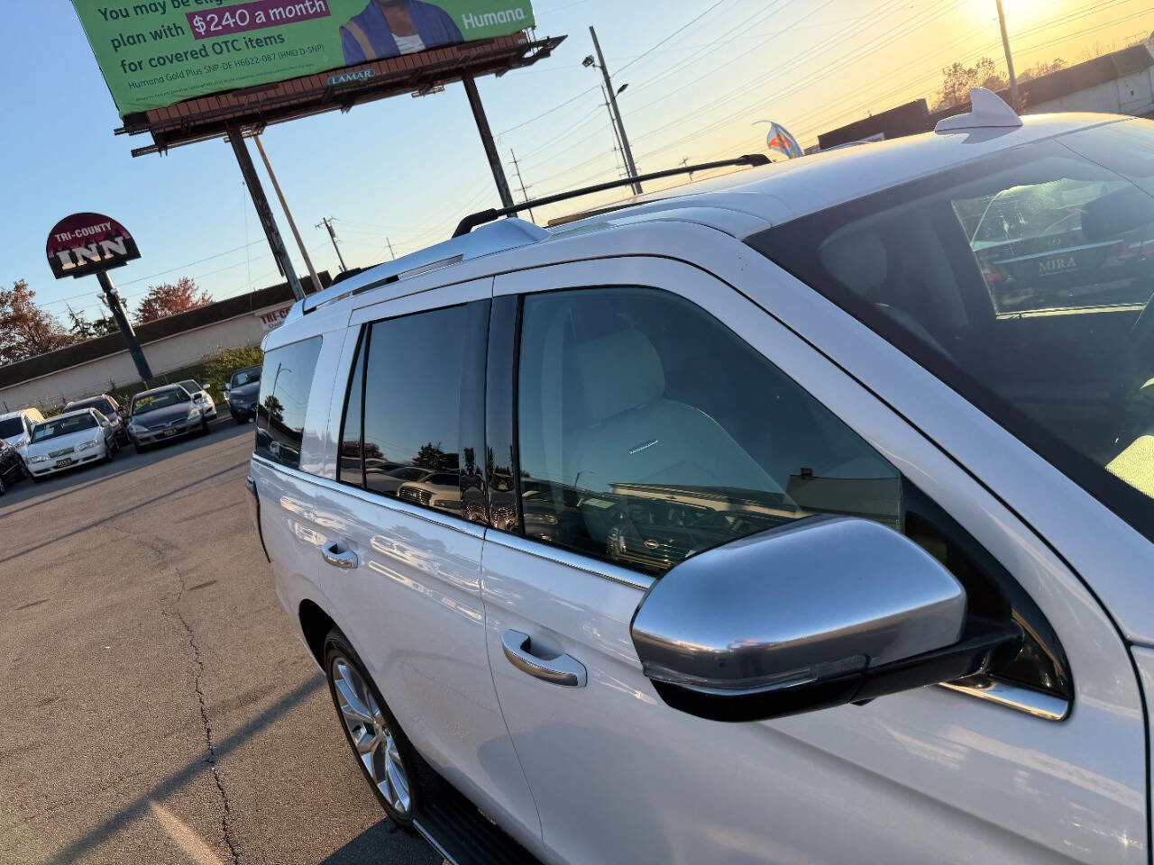 Used 2018 Ford Expedition Platinum image 48