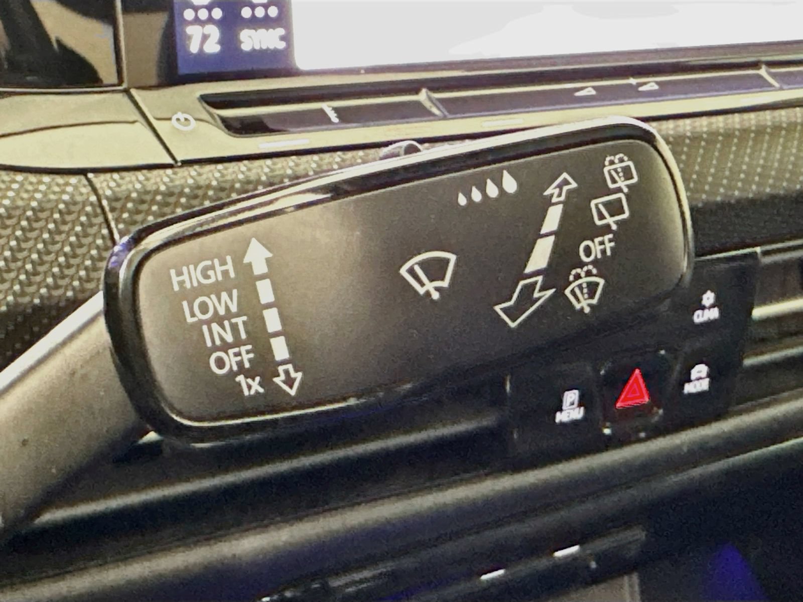 Used 2024 Volkswagen Golf R AWD/4WD image 22