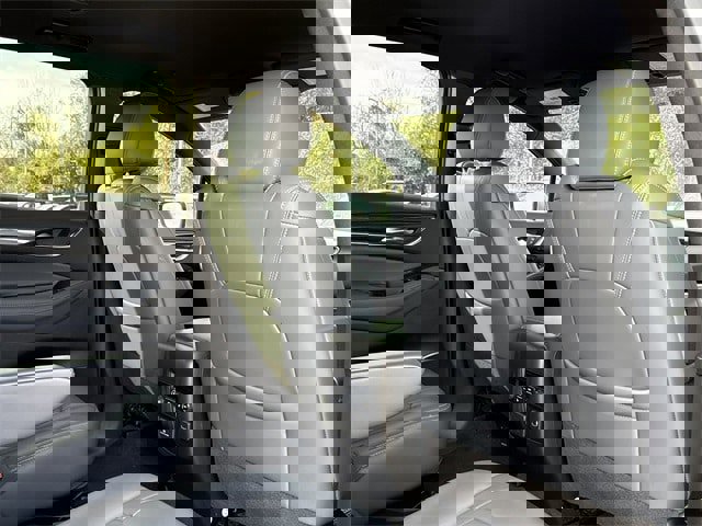 Used 2022 Buick Enclave Premium image 16