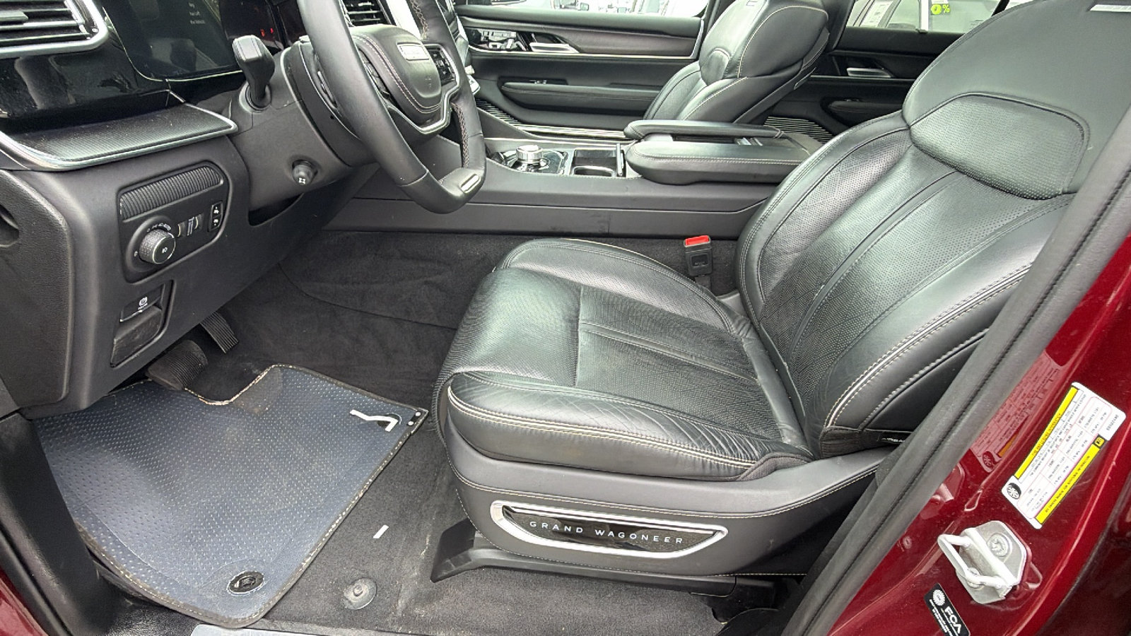 Certified 2025 Jeep Grand Wagoneer Series II Obsidian w/ Quick Order Packagew 28T AWD/4WD image 16