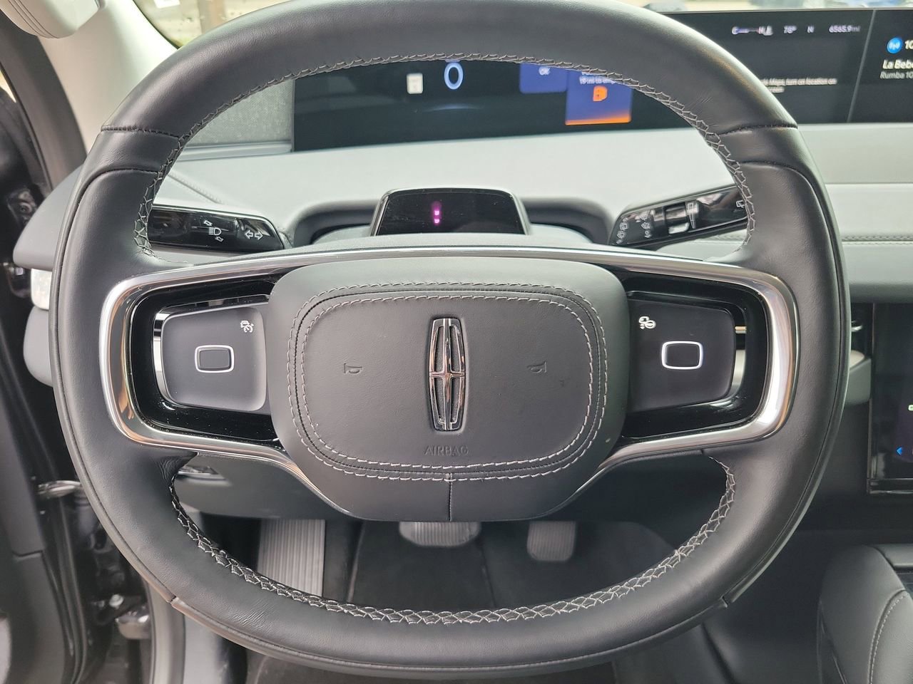 Used 2026 Lincoln Navigator Reserve AWD/4WD image 18