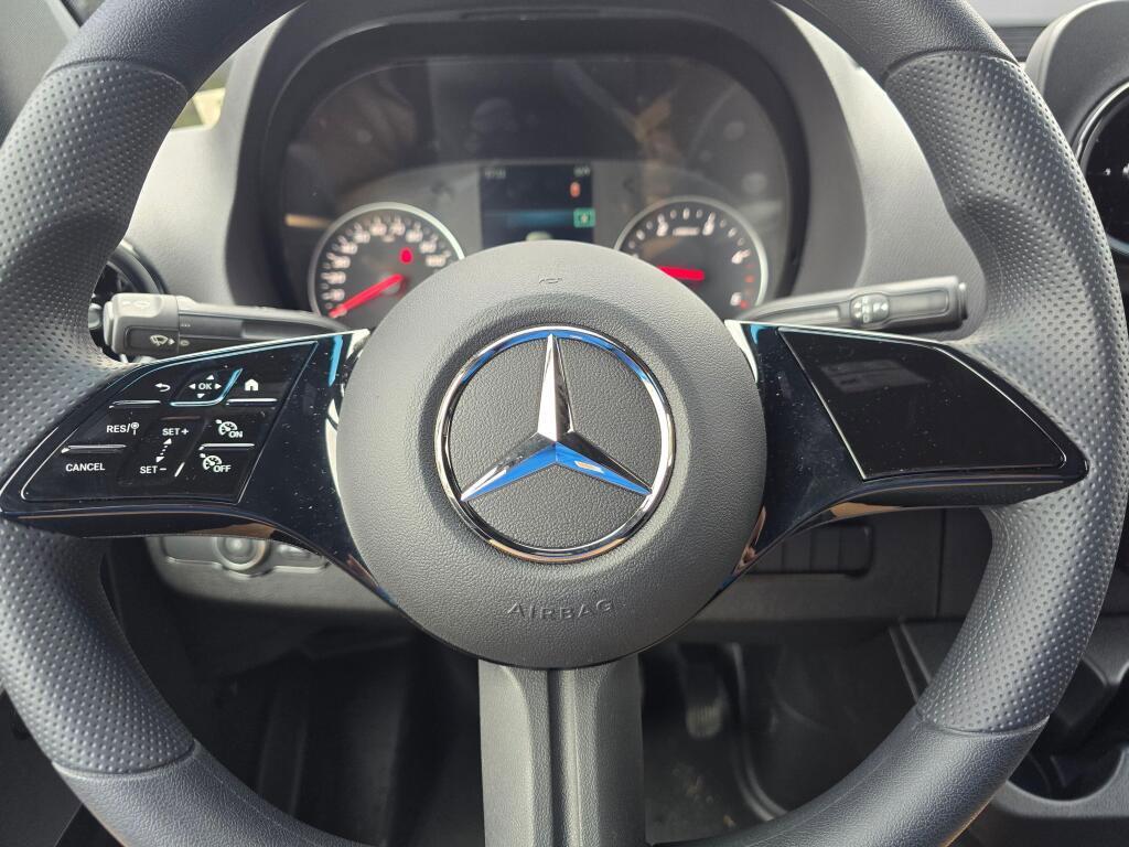 New 2025 Mercedes-Benz Sprinter 2500 image 21