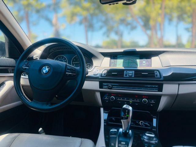 Used 2012 BMW 528i Sedan RWD image 18